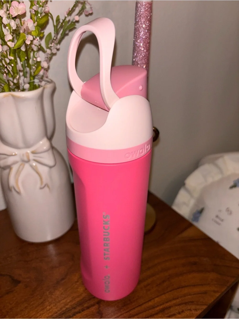 Starbucks × Owala Pink Drink FreeSip 24 oz | Limited Edition Collector’s Item 💗